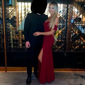 Maxi form fitting dress